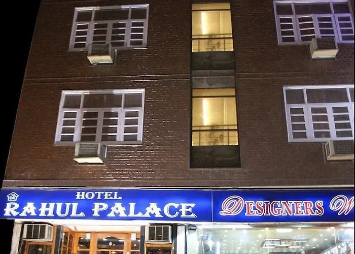 Hotel Rahul Palace